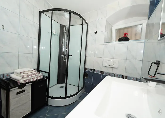 Stone Garden Escape With Jacuzzi Villa